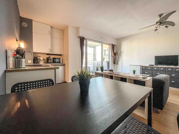 Petit Bijou, A 2 Pas De La Gare Et Du Centre Sète